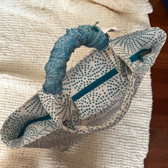 Shopper Graphic Tote Bag with Silk Scarf - Picture 3 of 9